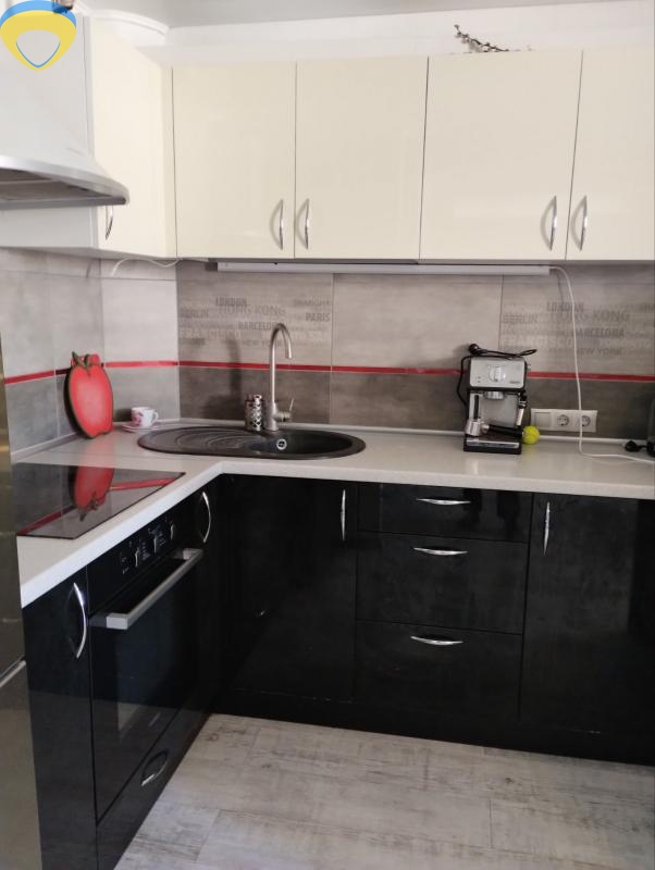 продажа однокомнатной квартиры номер A-174453 в Суворовском районе, фото номер 6